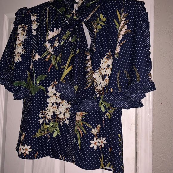 Blouse - Picture 3 of 4